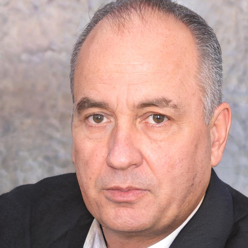 Portrait de Bastien Collet formateur épargne